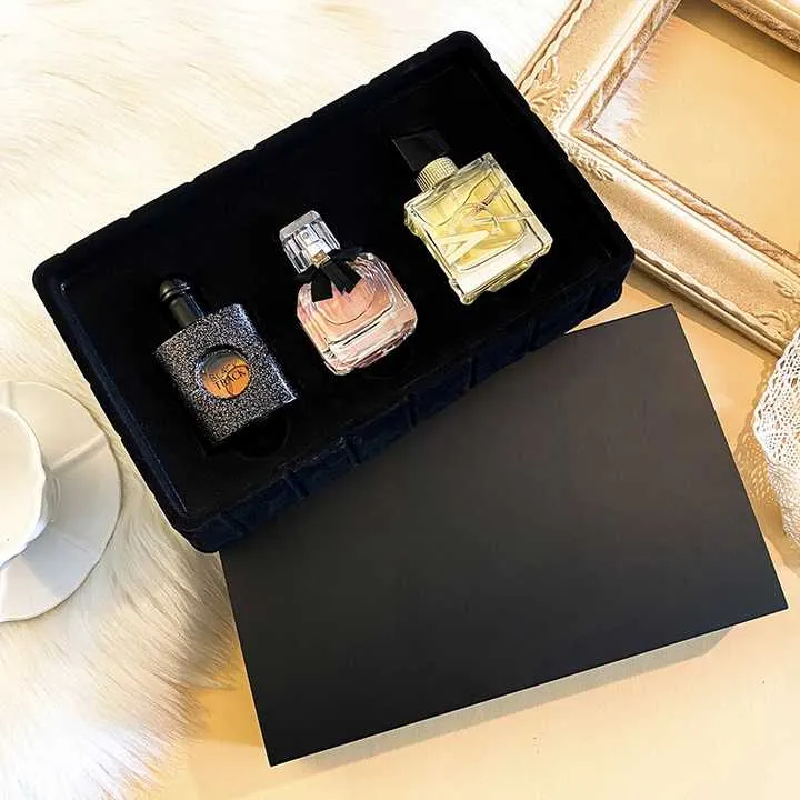 طقم عطور نسائي - Perfume set for women