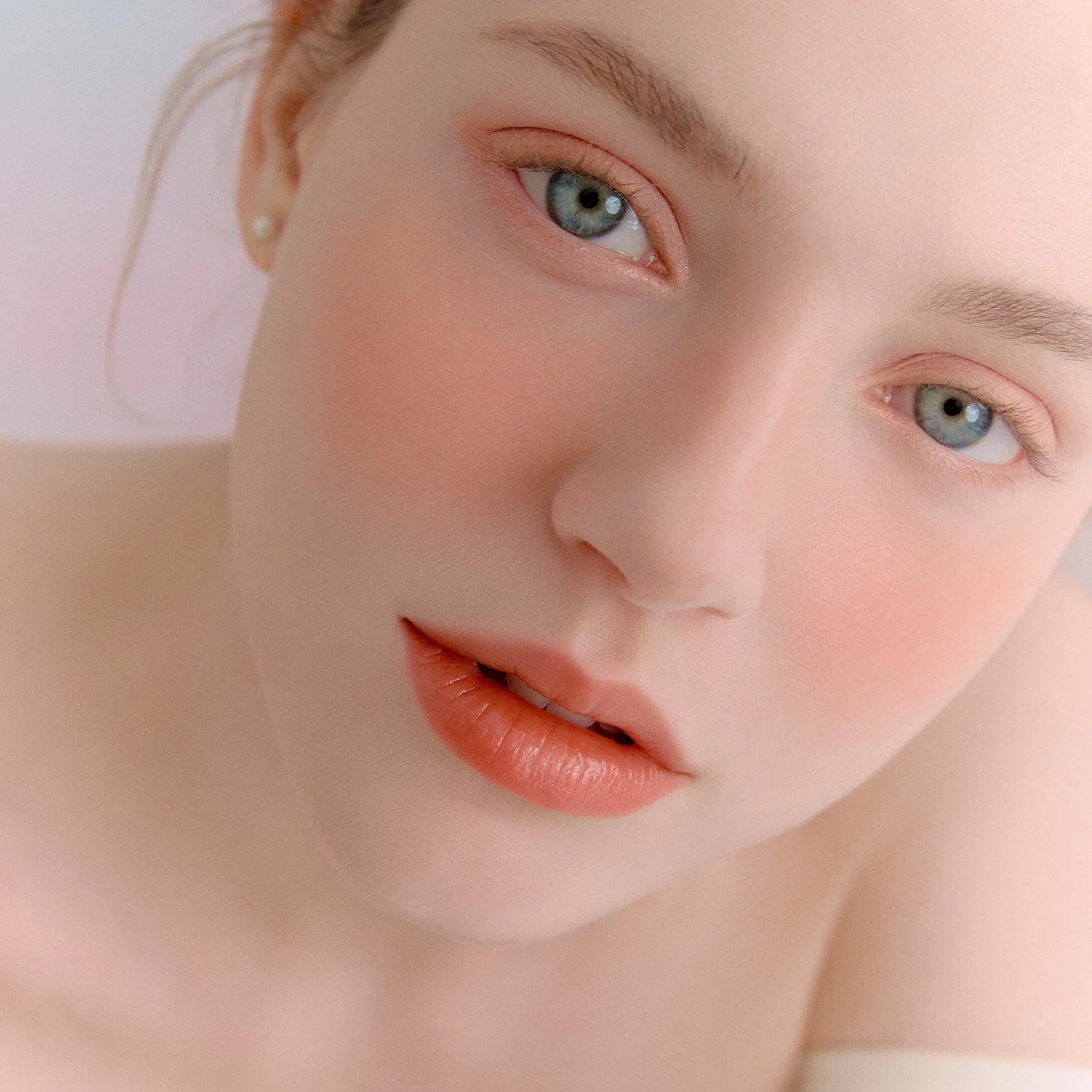 Gentle Sunshine Collection Satin Glow Lip Stain
