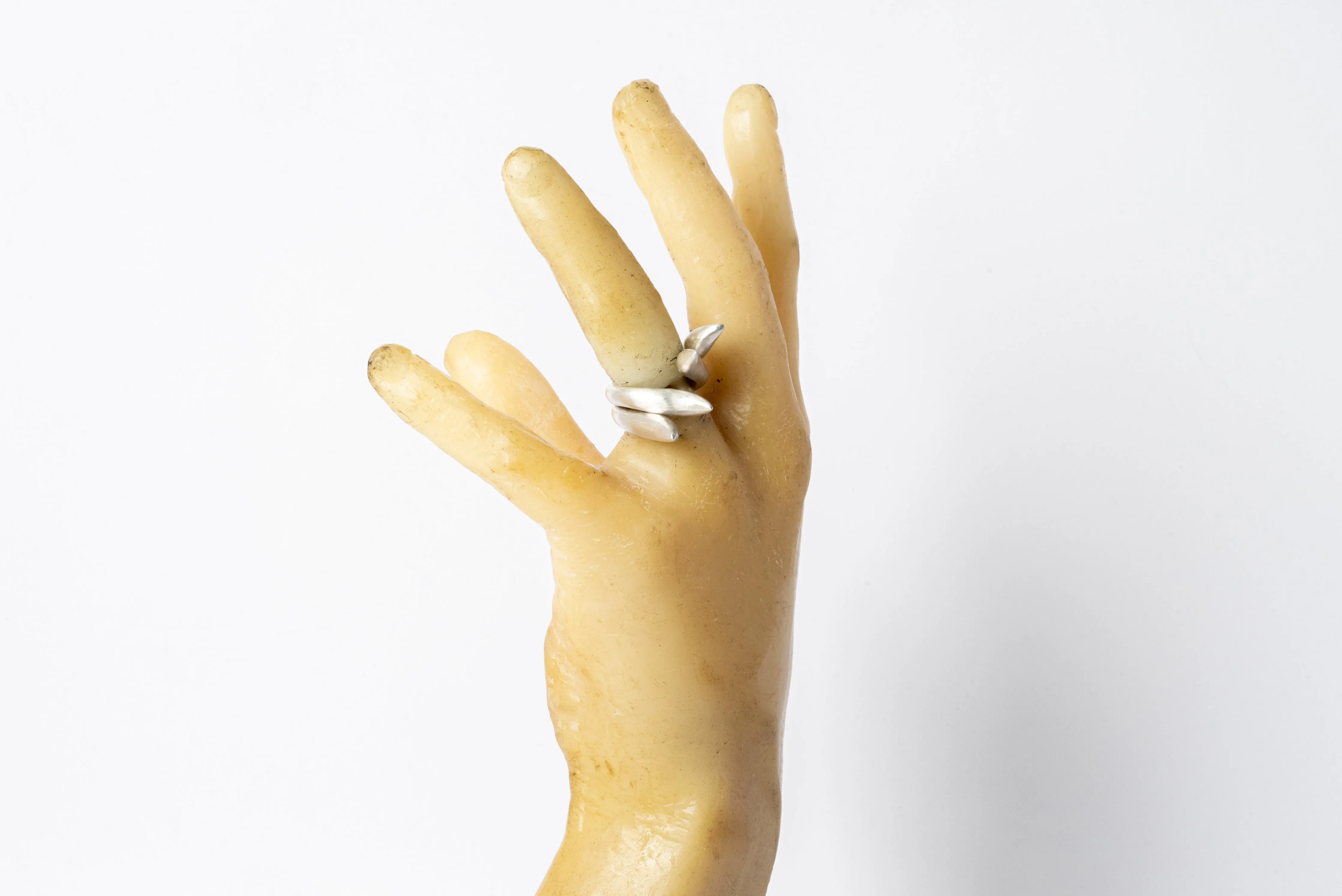 Tatius Ring (Flower 3, Right Mirror, MA)